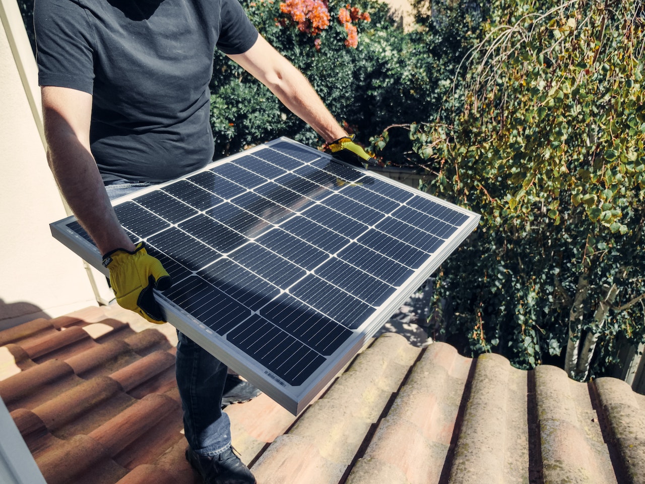 Les avantages économiques de l’utilisation de panneaux solaires pour votre maison